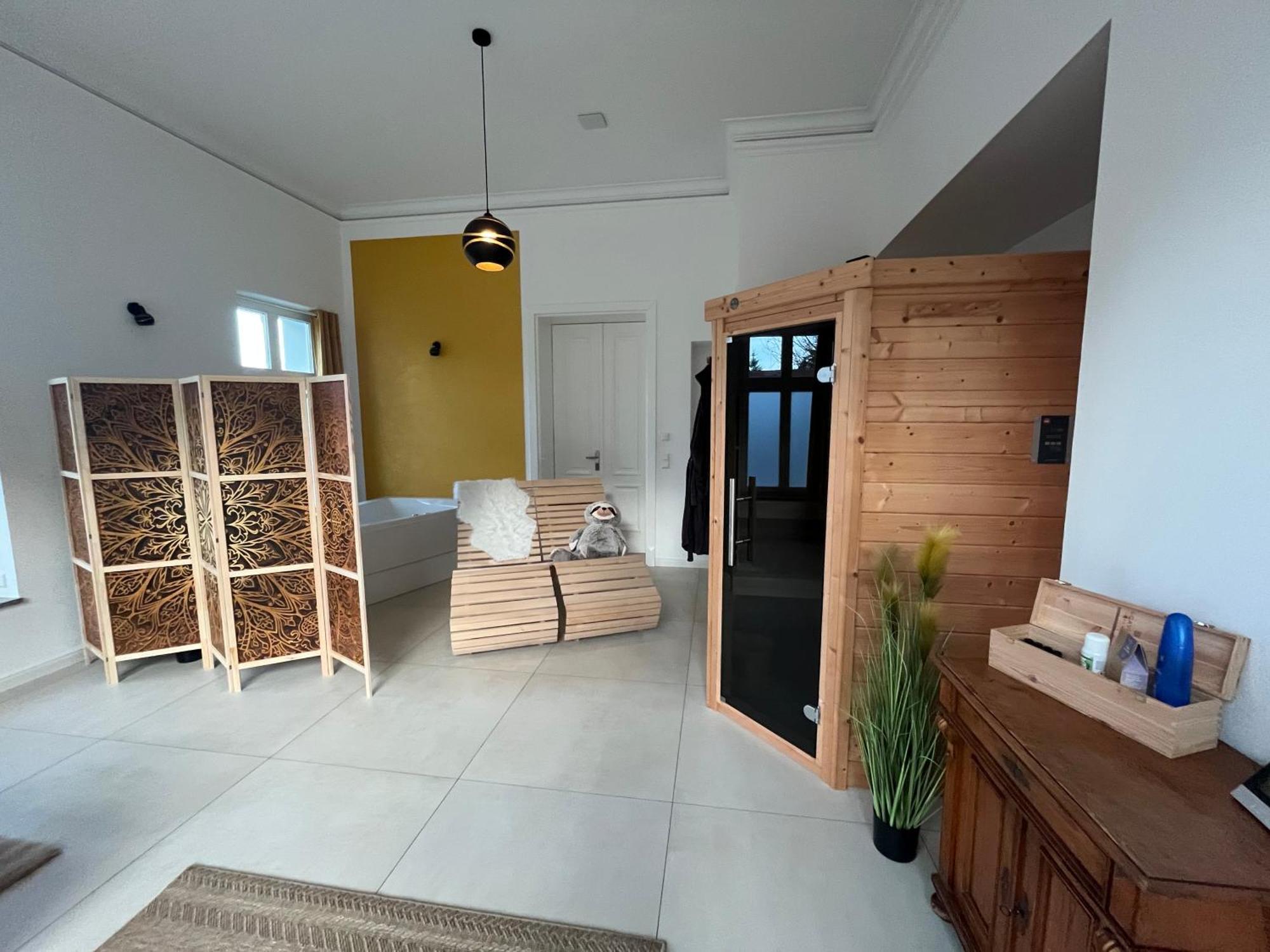 Bismarck Mit Sauna Und Whirlpool Gorlitz